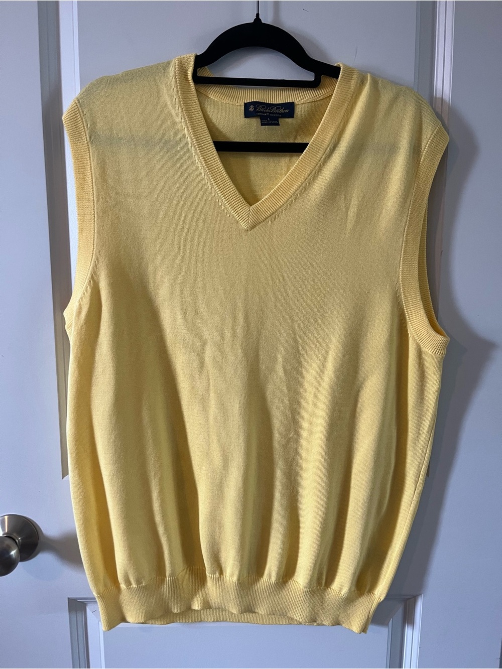 Brooks Brothers Size Lg Yellow V neck sweater vest